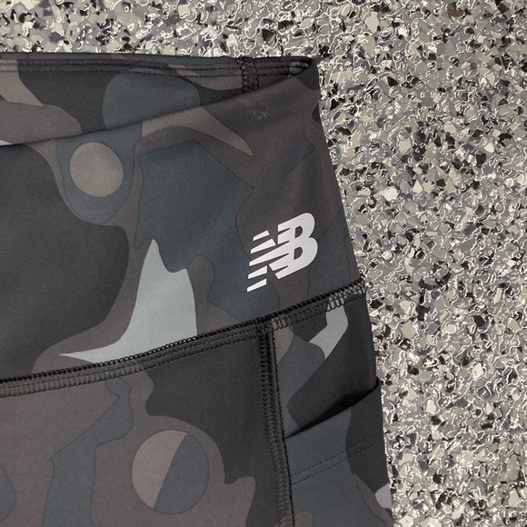 New Balance capris leggings - Picture 4 of 4